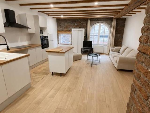 Appartement 2 pièces 100 m²
