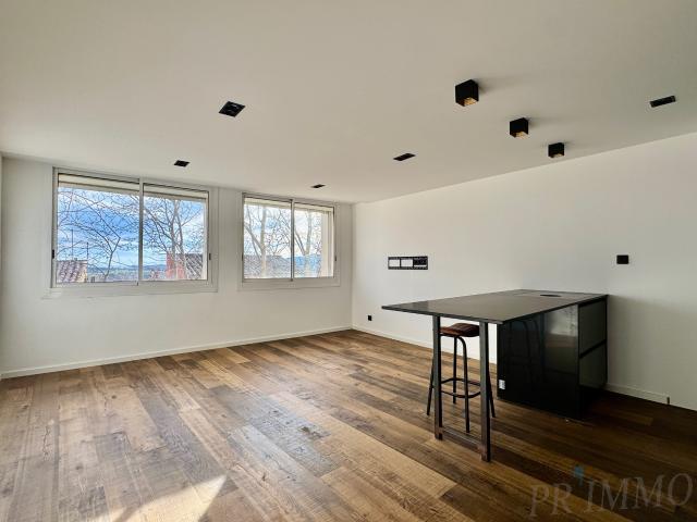 Appartement 2 pièces 116 m²