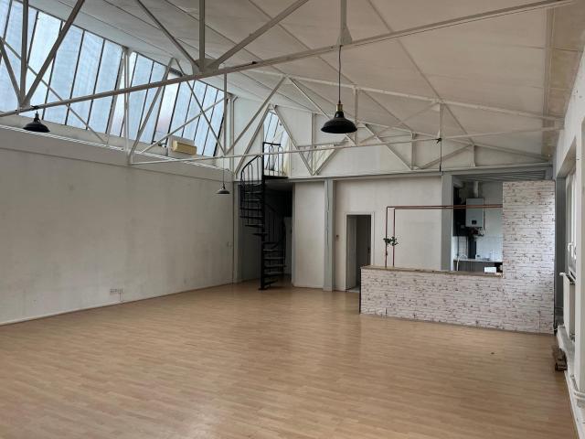 Appartement 2 pièces 126 m²