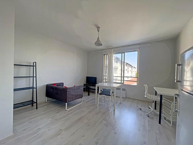 Appartement 2 pièces, 27 m² à louer à Toulouse 31500