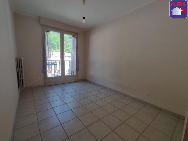 Appartement 2 pièces, 27 m² à louer à Foix 09000
