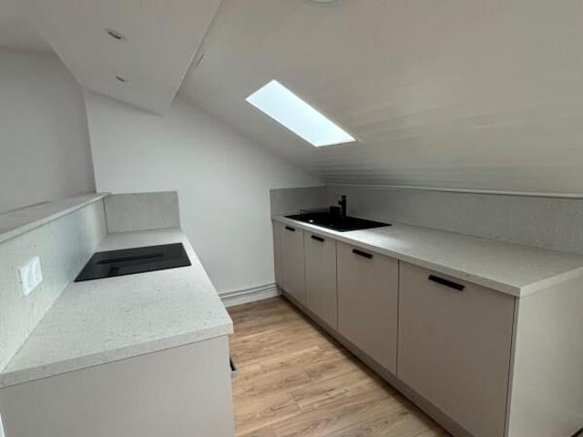 Appartement 2 pièces, 27 m² à louer à Gex 01170