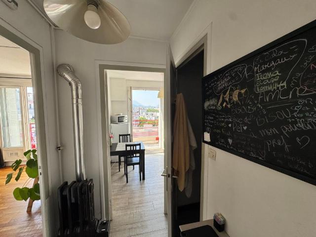 Appartement 2 pièces, 27 m² à louer à Grenoble 38100