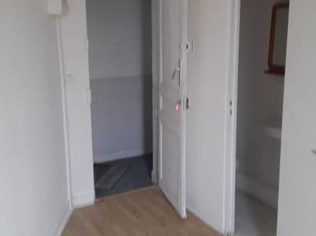 Appartement 2 pièces, 25 m² à louer à Villeneuve le Roi 94290