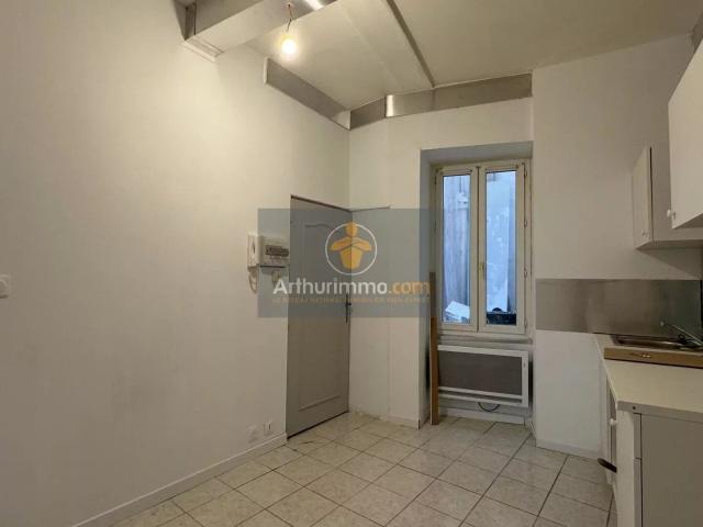 Appartement 2 pièces, 26 m² à louer à Apt 84400
