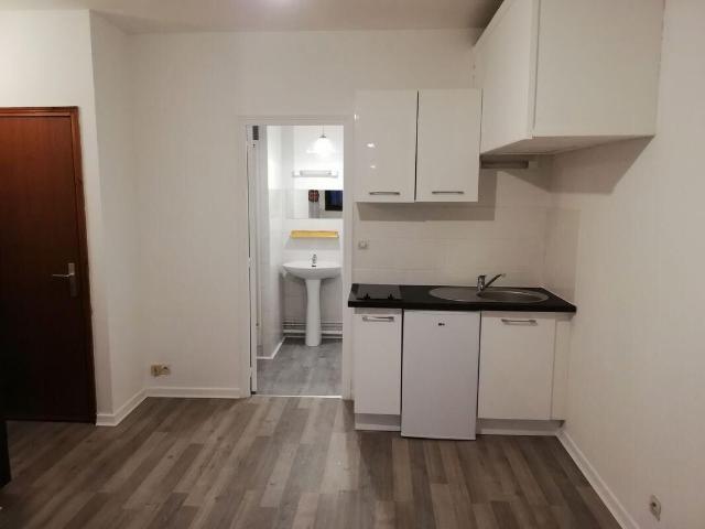 Appartement 2 pièces, 26 m² à louer à Lille 59000