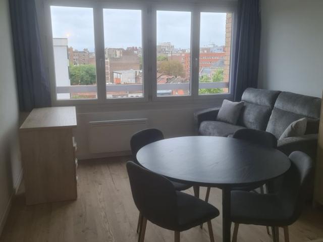 Appartement 2 pièces, 26 m² à louer à Lille 59000