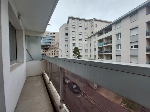 Appartement 2 pièces, 26 m² à louer à Lyon 7 69007