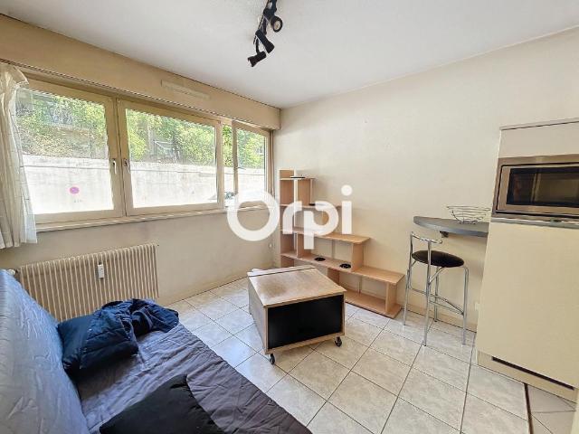 Appartement 2 pièces, 26 m² à louer à Nancy 54100