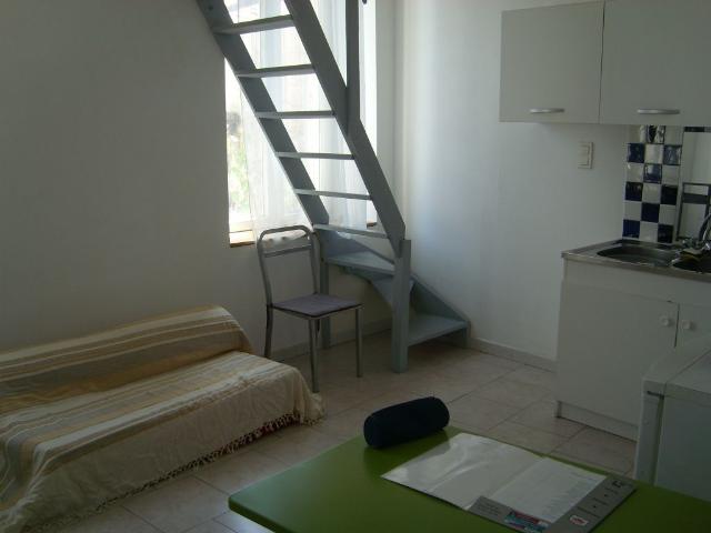 Appartement 2 pièces, 26 m² à louer à Nîmes 30000
