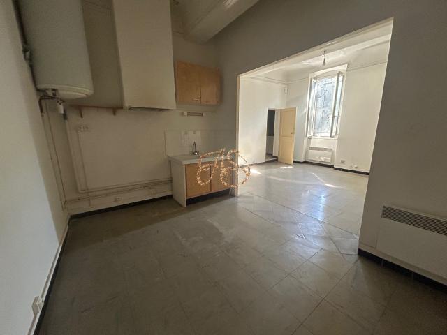 APPARTEMENT 2 PIECES
