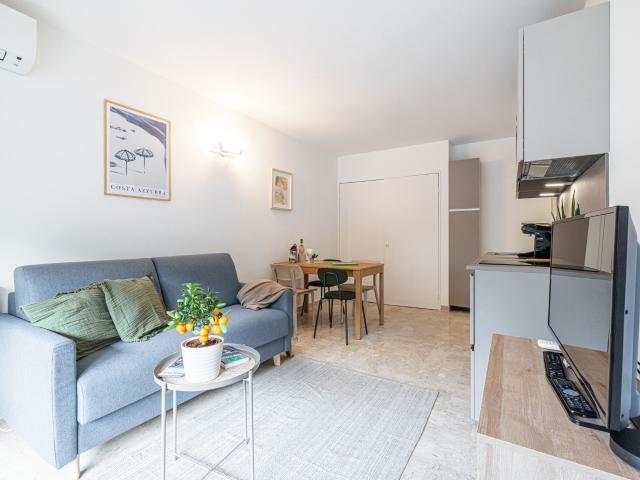 Appartement 2 pièces, 28 m² à louer à Nice 06300