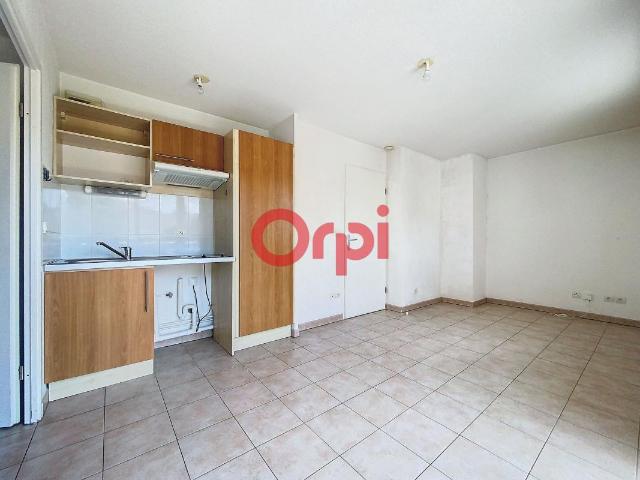 Appartement 2 pièces, 29 m² à louer à Vichy 03200