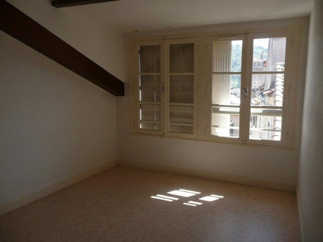 Appartement 2 pièces, 29 m² à louer à Cahors 46000