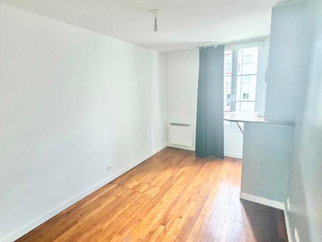 Appartement 2 pièces, 29 m² à louer à Maisons Alfort 94700