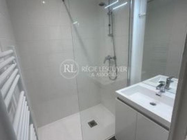 Appartement 2 pièces 33.7 m²