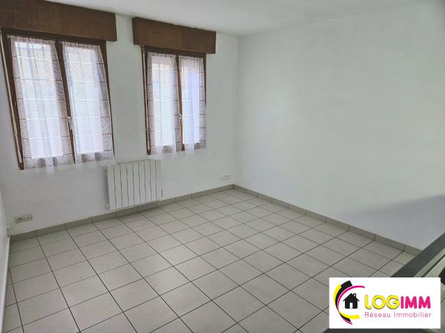 Appartement 2 pièces, 33 m² à louer à Maing 59233