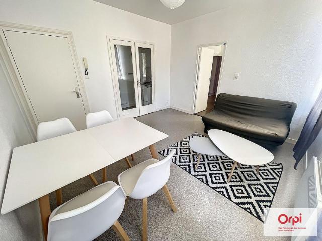 Appartement 2 pièces, 33 m² à louer à Montluçon 03100