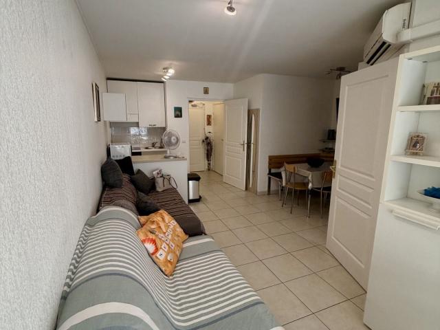 Appartement 2 pièces, 33 m² à louer à Nice 06000