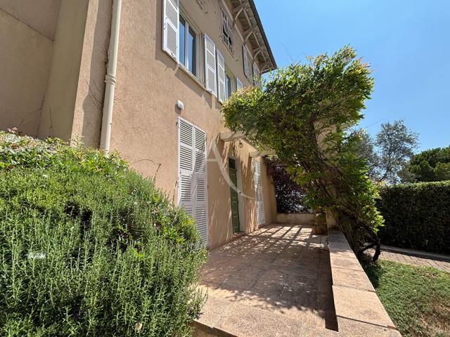 Appartement 2 pièces, 33 m² à louer à Nice 06000