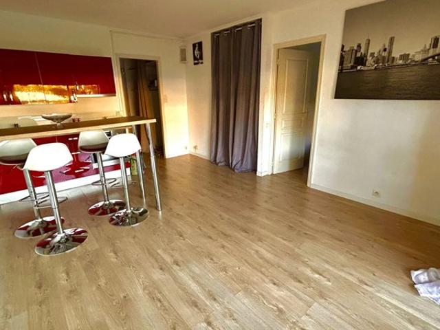 APPARTEMENT 2 PIECES 33m2 – TERRASSE LE CANNET ?