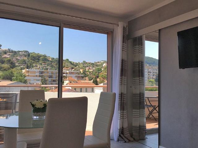 Appartement 2 pièces, 30 m² à louer à Vallauris 06220