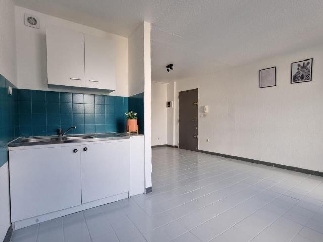 Appartement 2 pièces, 30 m² à louer à Alès 30100
