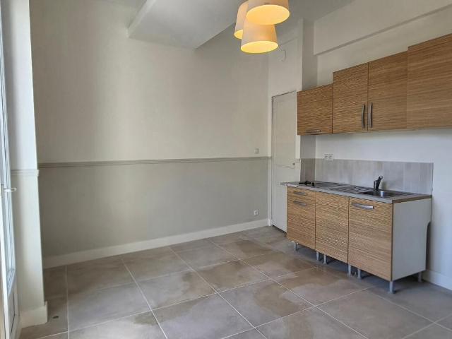 Appartement 2 pièces, 30 m² à louer à Béziers 34500