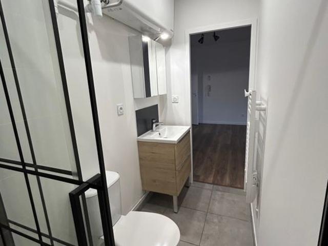 Appartement 2 pièces, 30 m² à louer à Bourgoin Jallieu 38300