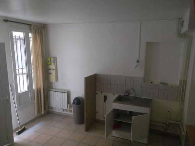 Appartement 2 pièces, 30 m² à louer à Montreuil 93100
