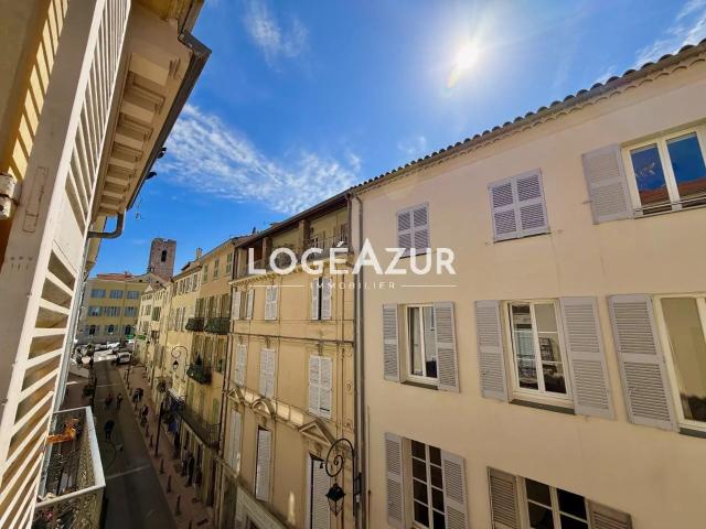 Appartement 2 pièces, 31 m² à louer à Antibes 06600