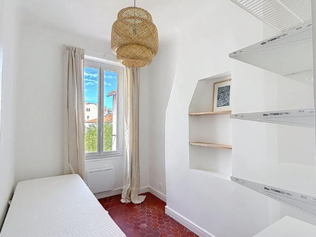Appartement 2 pièces, 31 m² à louer à Marseille 5 13005