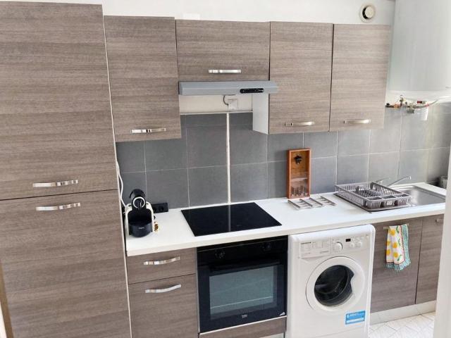 Appartement 2 pièces, 31 m² à louer à Nice 06000