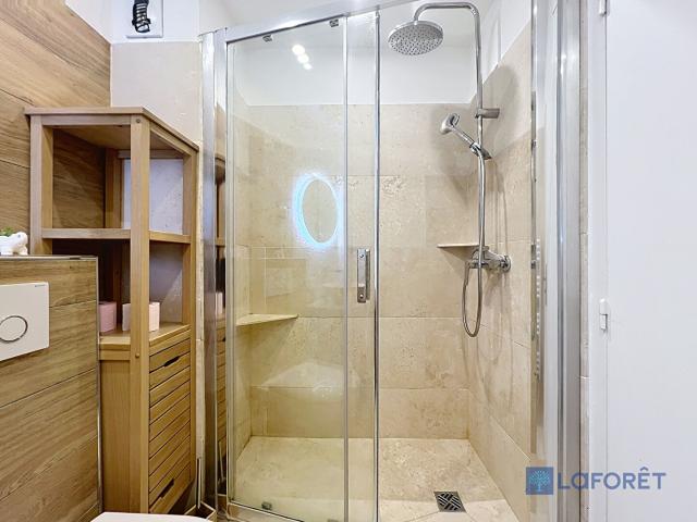 Appartement 2 pièces, 31 m² à louer à Nice 06200