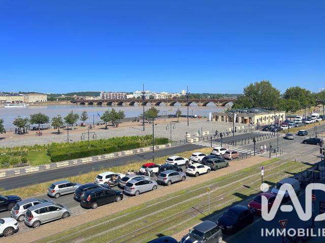 Appartement 2 pièces, 32 m² à louer à Bordeaux 33000