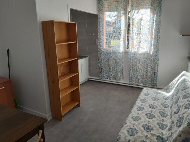 Appartement 2 pièces, 32 m² à louer à Objat 19130