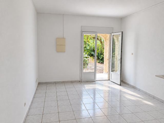 Appartement 2 pièces, 32 m² à louer à Saint Pierre 97410