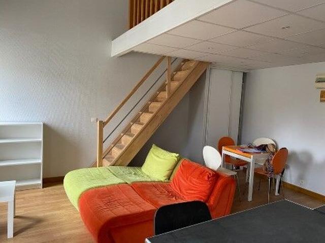 Appartement 2 pièces, 37 m² à louer à Bordeaux 33000