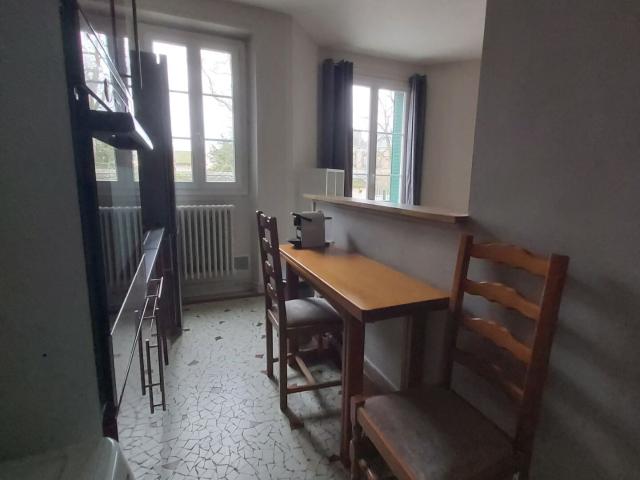 Appartement 2 pièces, 37 m² à louer à Fontainebleau 77300