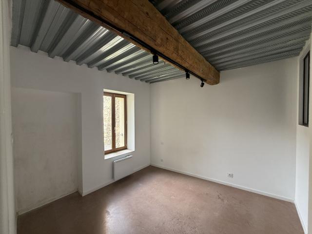 Appartement 2 pièces, 37 m² à louer à La Crau 83260