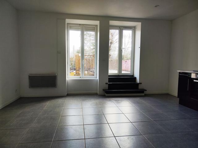 Appartement 2 pièces, 37 m² à louer à Laissac Sévérac l'Église 12310