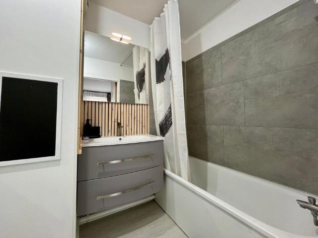Appartement 2 pièces, 37 m² à louer à Le Blanc Mesnil 93150