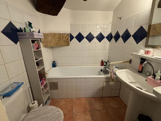 Appartement 2 pièces, 37 m² à louer à Remoulins 30210