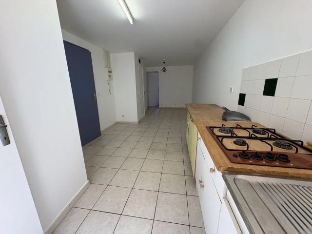 Appartement 2 pièces, 37 m² à louer à Rians 83560