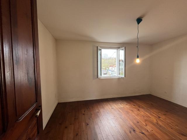 Appartement 2 pièces, 34 m² à louer à Uhart Cize 64220