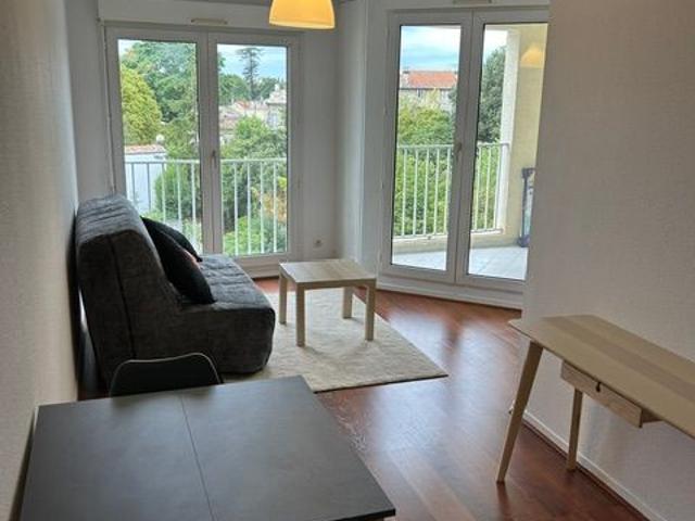 Appartement 2 pièces, 34 m² à louer à Bordeaux 33000