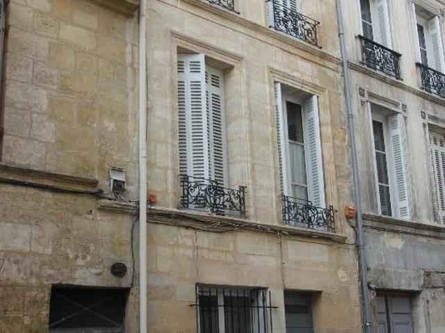 Appartement 2 pièces, 34 m² à louer à Bordeaux 33000