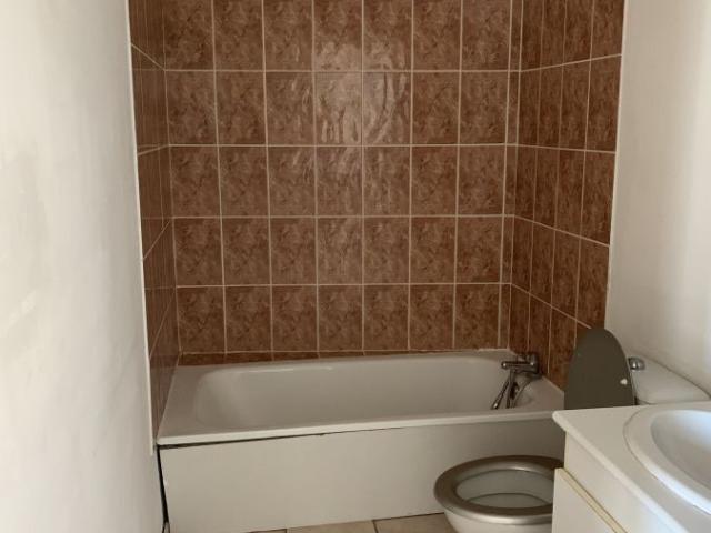 Appartement 2 pièces, 34 m² à louer à Nîmes 30900