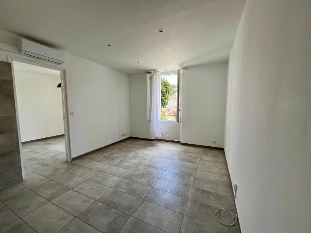 Appartement 2 pièces, 34 m² à louer à Sanary sur Mer 83110