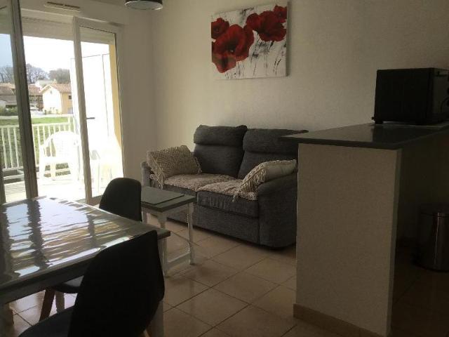 Appartement 2 pièces, 34 m² à louer à Saint Quentin de Baron 33750